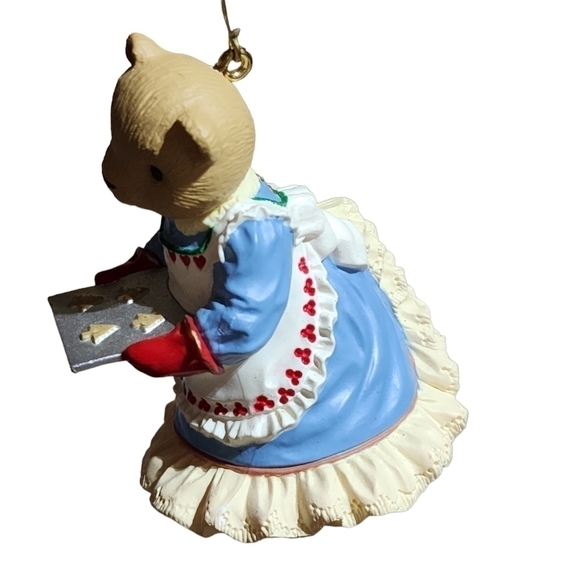 Vintage Hallmark 1993 Momma bear baking chef cookies ornament - Picture 5 of 7